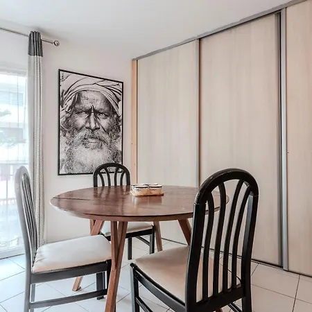 Appartement L'ensoleillé à 100m De La